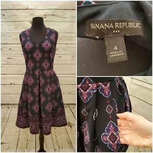 Banana Republic print dress w/pockets